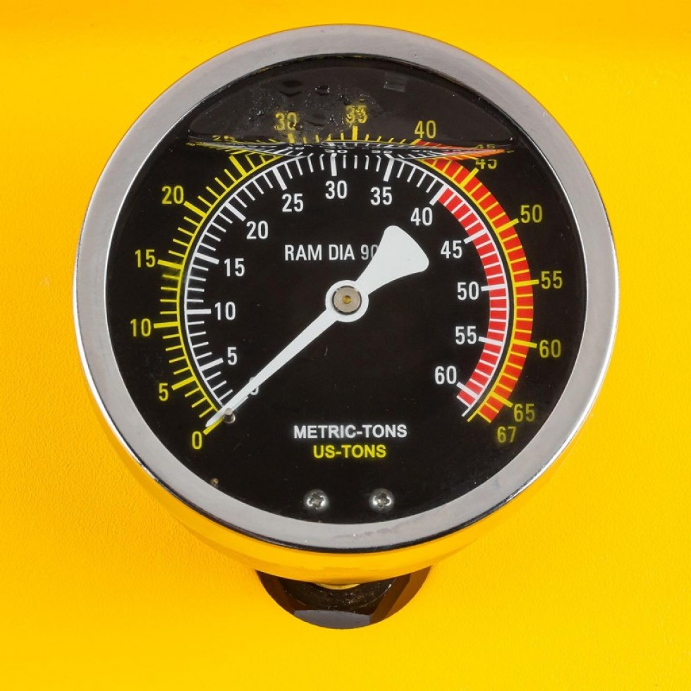 Пневматично - Хидравлична Преса 40 тона с Манометър JCB , TY40001 Пневматично - Хидравлична Преса 40 тона с Манометър JCB , TY40001