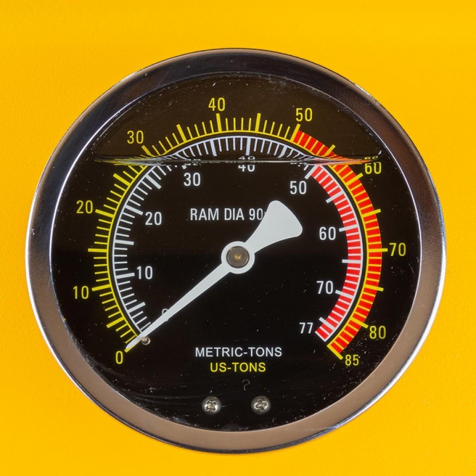 Пневматично - Хидравлична Преса 50 тона JCB с Манометър TY50001 Пневматично - Хидравлична Преса 50 тона JCB с Манометър TY50001