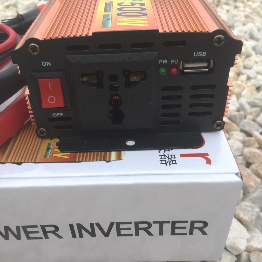 UKC 600W Инвертор-преобразувател на ток от 12V на 220V UKC 600W Инвертор-преобразувател на ток от 12V на 220V